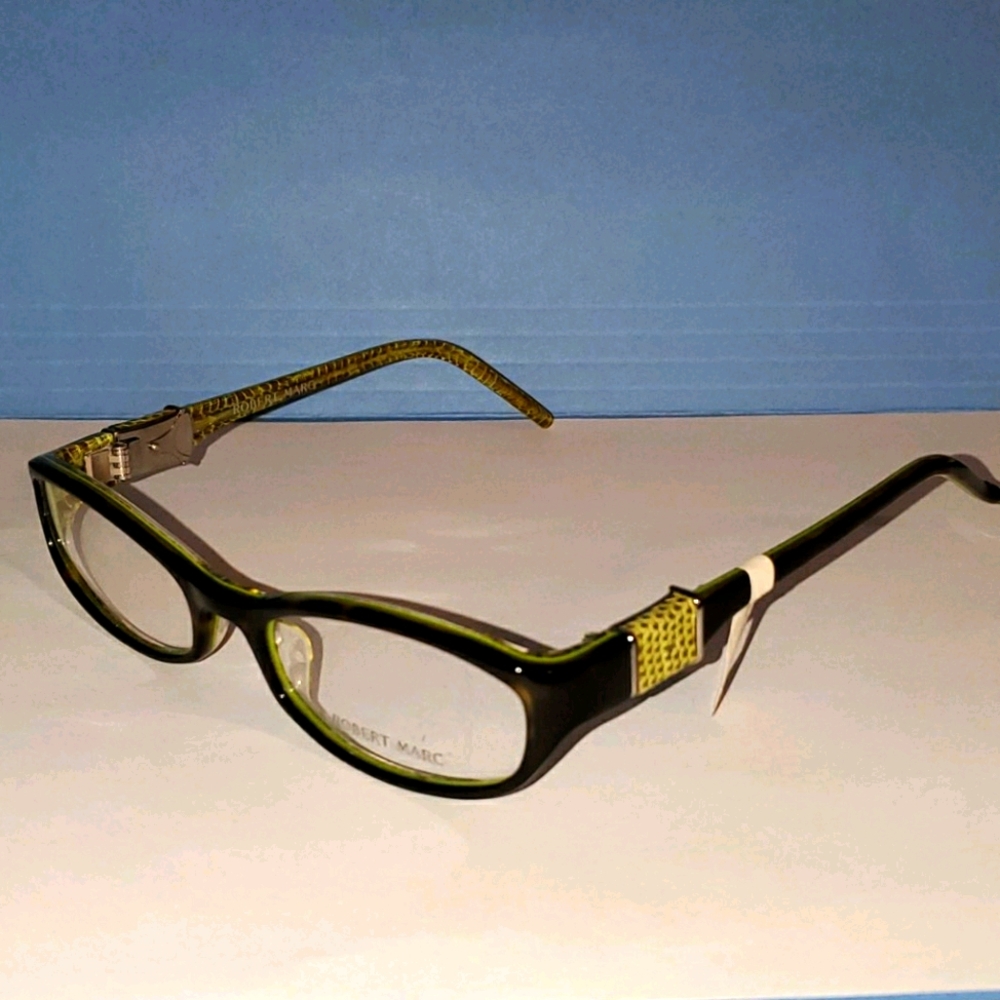 Robert Marc Eyeglasses nonprescription lens